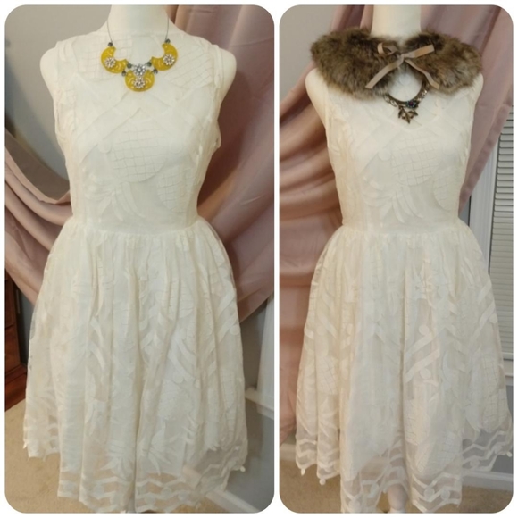 🆕Anthropologie🌷 Scalloped Lace Dress - Picture 4 of 10